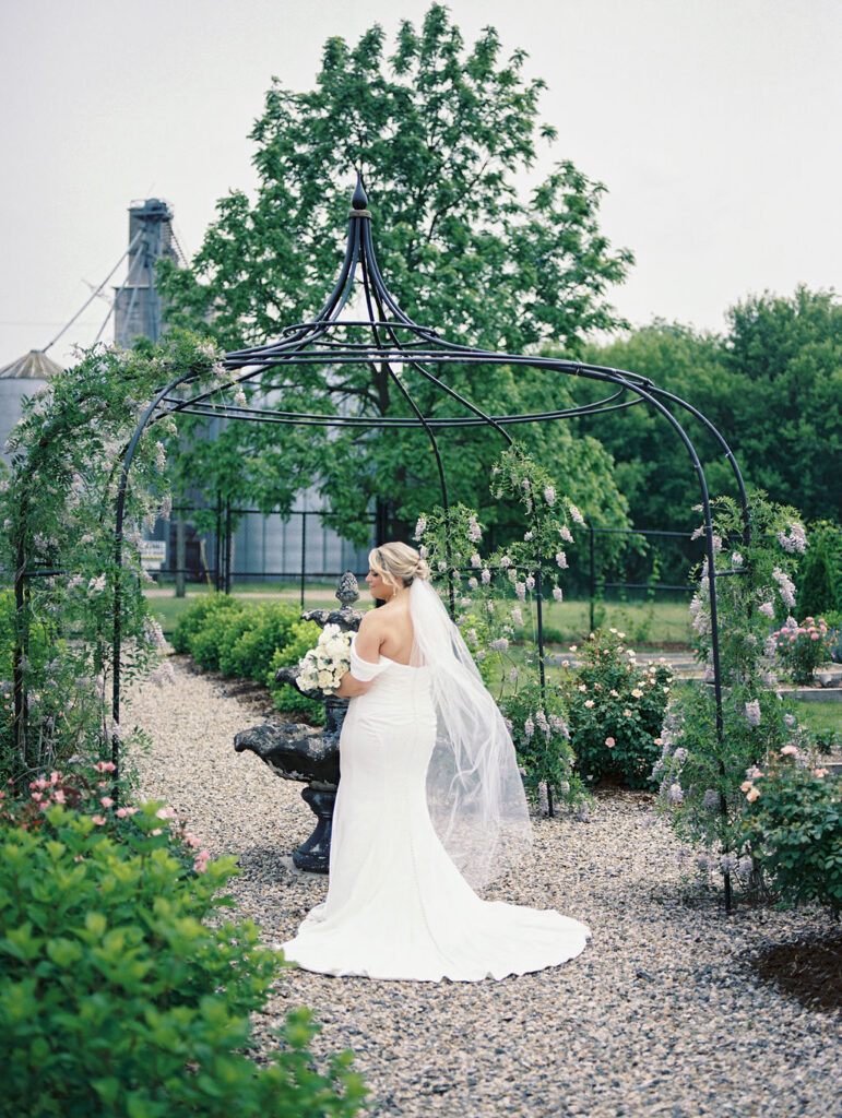 Outdoor bridal portraits in the gardens at The Millhaven