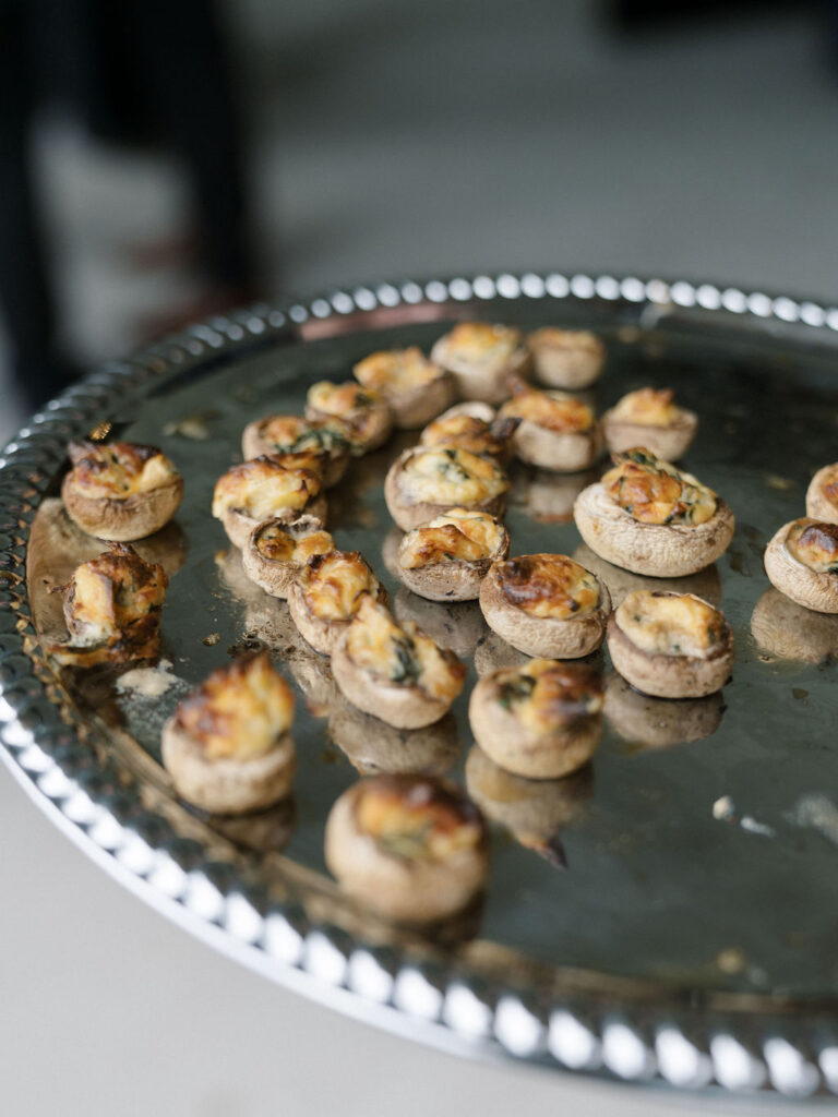 Cocktail hour bites at Bay Pointe Woods.